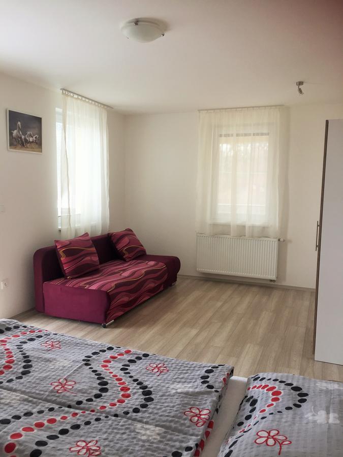Promenad Apartmany Veľký Meder Exterior foto